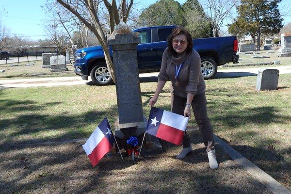 Eagle Mountain Flag & Flagpole