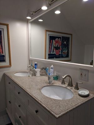 We take pride in making bathrooms shine!