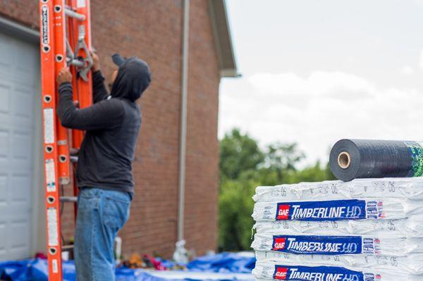 Craftsmen Contractors only works with the best materials, ensuring that your roof will stand strong through wind and hail damage.