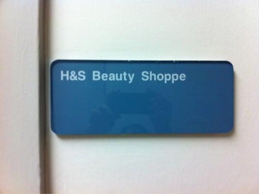 H & S Beauty Shoppe