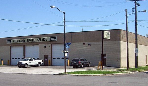 Truck Service Inc - Cleveland Spring building front