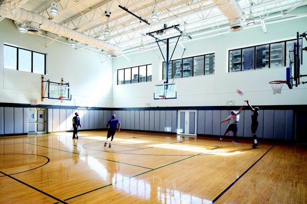 Full court basketball court