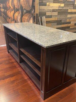 Bar with granite.