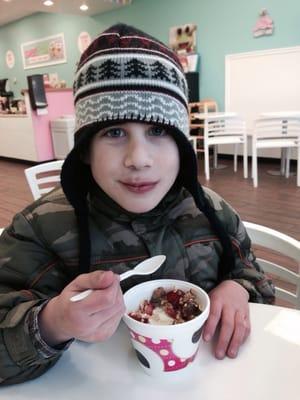 This is how you eat frozen yogurt when it's 40 degrees outside.