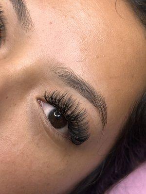 Hybrid Lashes