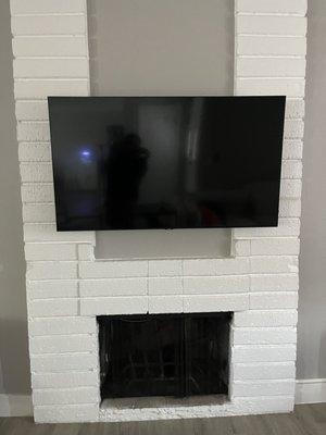 Avrrus TV Installation and Mounting 