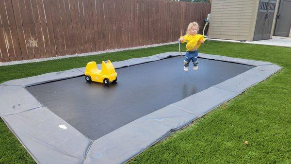 Inground trampoline