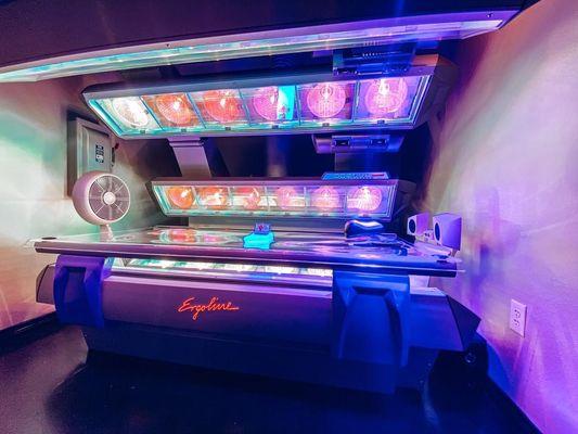 Darkest Level High-Pressure Tanning Bed