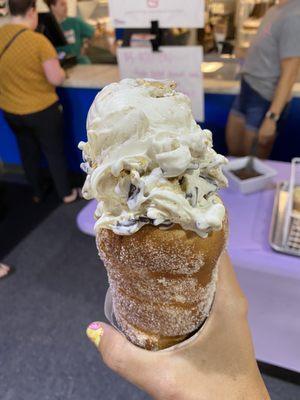 S'mores with Magdalena's Chimney Cake