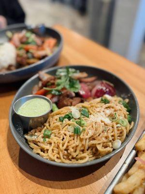 Garlic noodles with side of lomo saltado