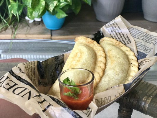 Catibias (empanadas de yuca)