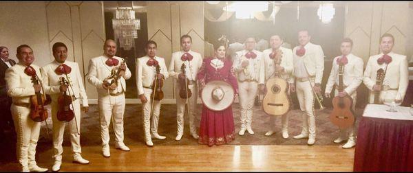 La Reina del mariachi, Katherine Glen , best female Mariachi singer/band in New York City.