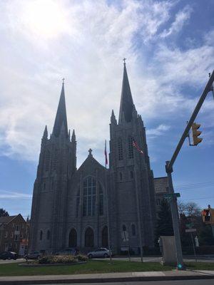 BASILICA OF THE SACRED HEART