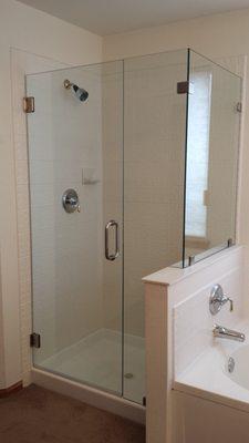 90 DEGREE SHOWER ENCLOSURE