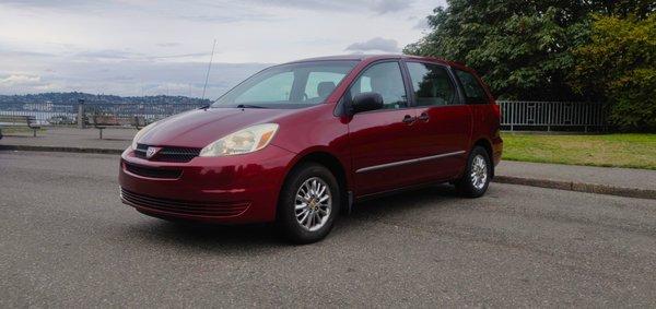 2005 Toyota Sienna CE