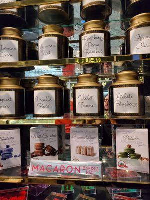 Teas & Macaron Mix Kits