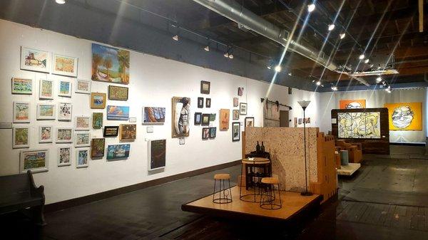 Corkhouse Art gallery is also located on the premises.