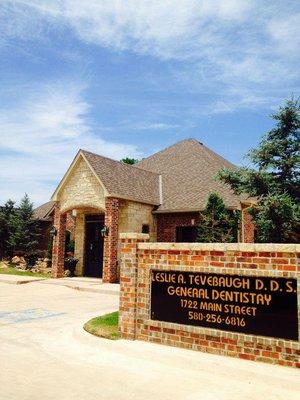 Leslie A. Tevebaugh, DDS