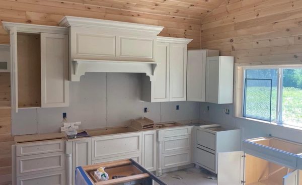 Kitchen cabinets refinishing