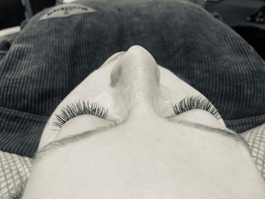 Fullset of classic lashes