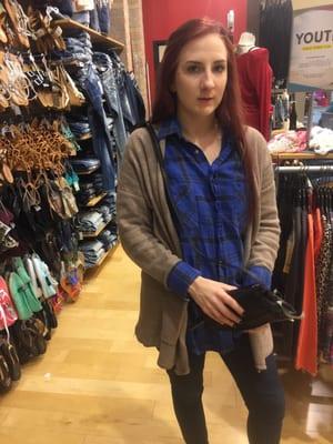 Jen shopping it up at the buckle!