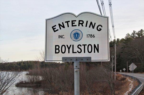 Entering Boylston sign from West Boylston.