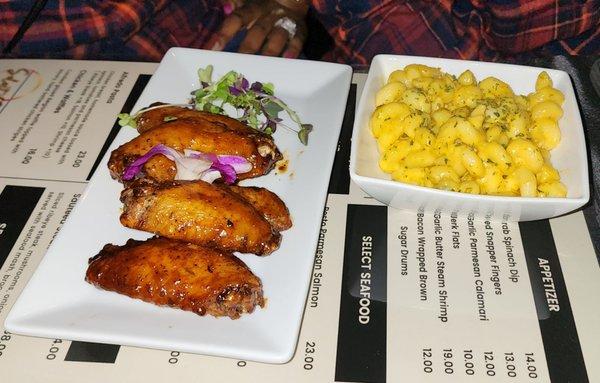 Tasty jerk flats and Mac n cheese