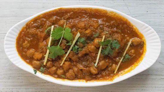 Chana Masala (Garbanzo Beans)