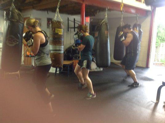 This is a real kickboxing class