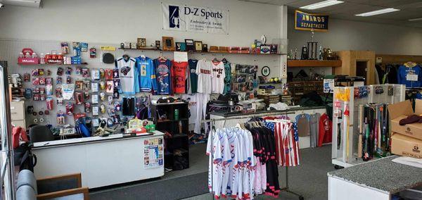 D to Z Sports