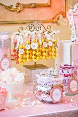 Bubble Gum candy necklaces. Super CUTE!