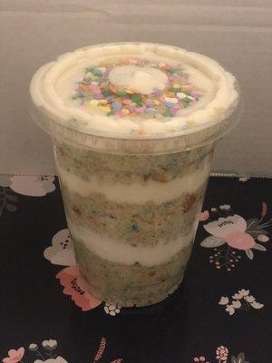 Birthday Cake flavored CakeCup