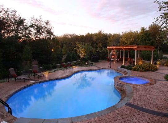 Custom Vinyl pool that show s how backyard living should be