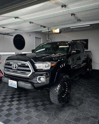 Paint Correction and UndrDog Coating on a Toyota Tacoma!