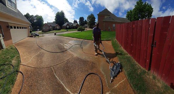 Driveway pressure washing before