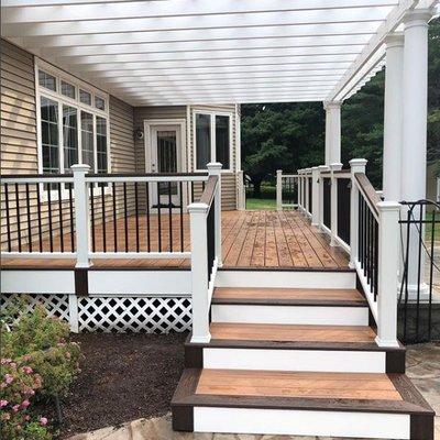 Re finished and pressure washed this beautiful deck.