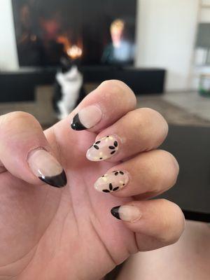 floral nails