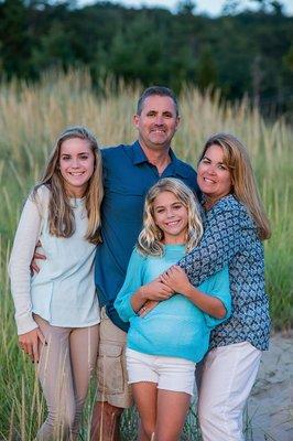 Dr. Dave with his wife Kristyn, daughters Kaylee and Lexi.