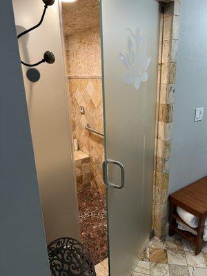 The Q Laser & Med Spa Fort Myers: steam shower