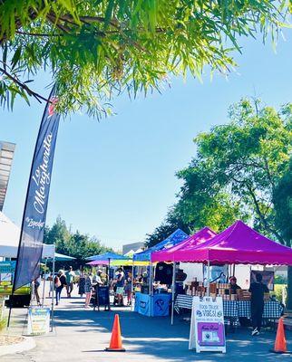 Haggin Oaks Farmers Market. Food Tuck Vibes!