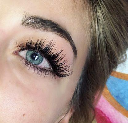 Classic lash extensions