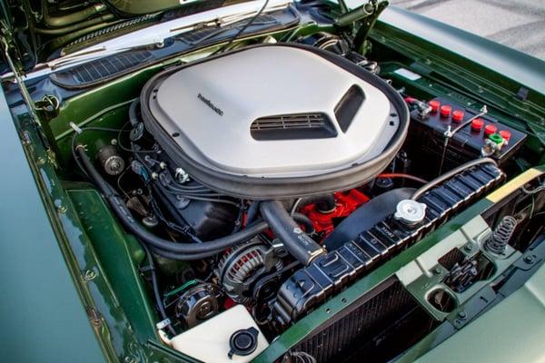 70 Hemi 'cuda under hood