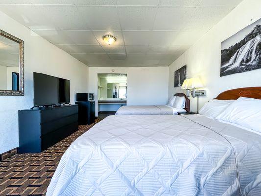 Kings Inn Oklahoma
2 beds room
Free wifi
Smart TV with free movie apps
Refrigerator and microwave
Non- Smoking