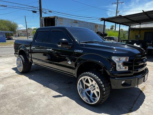 Ford came in for a wash and wax, along with a polish on wheels