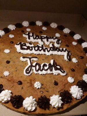 A cookie cake.