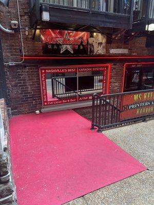 Rolling out the red carpet for all the singers (or painted concrete)