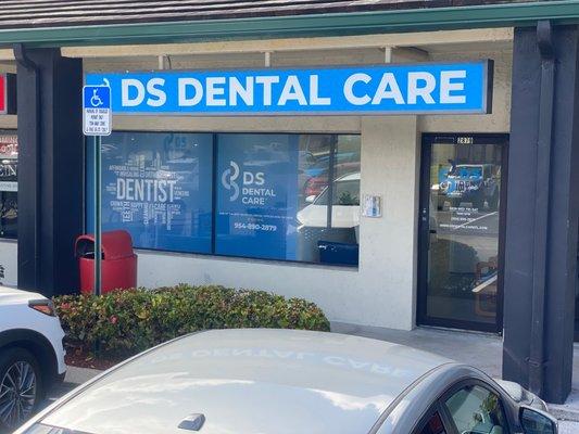 DS Dental Care - Davie