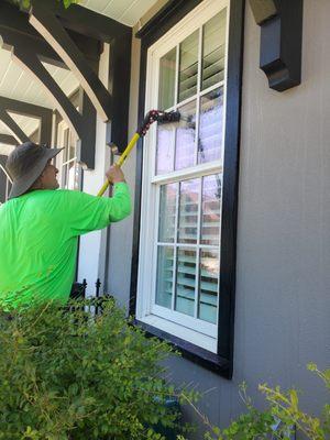 Purified Water Window Cleaning