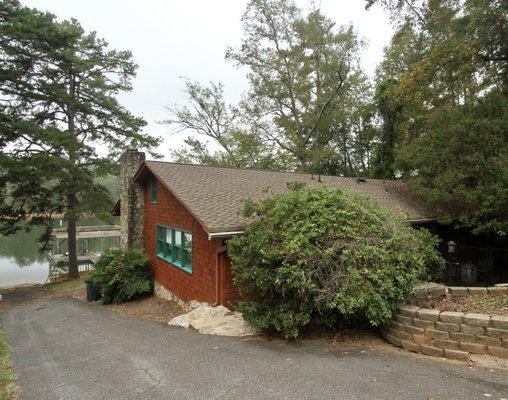 Lake Lanier Cabin