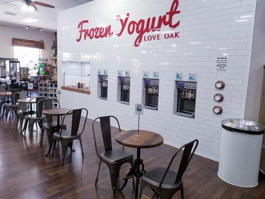 Frozen Yogurt @ Love Oak - Eastland, Texas